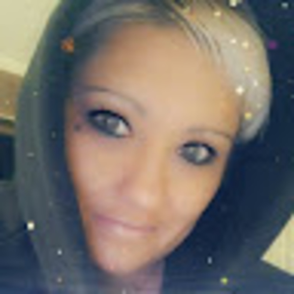 Meet your Posher, Alisha